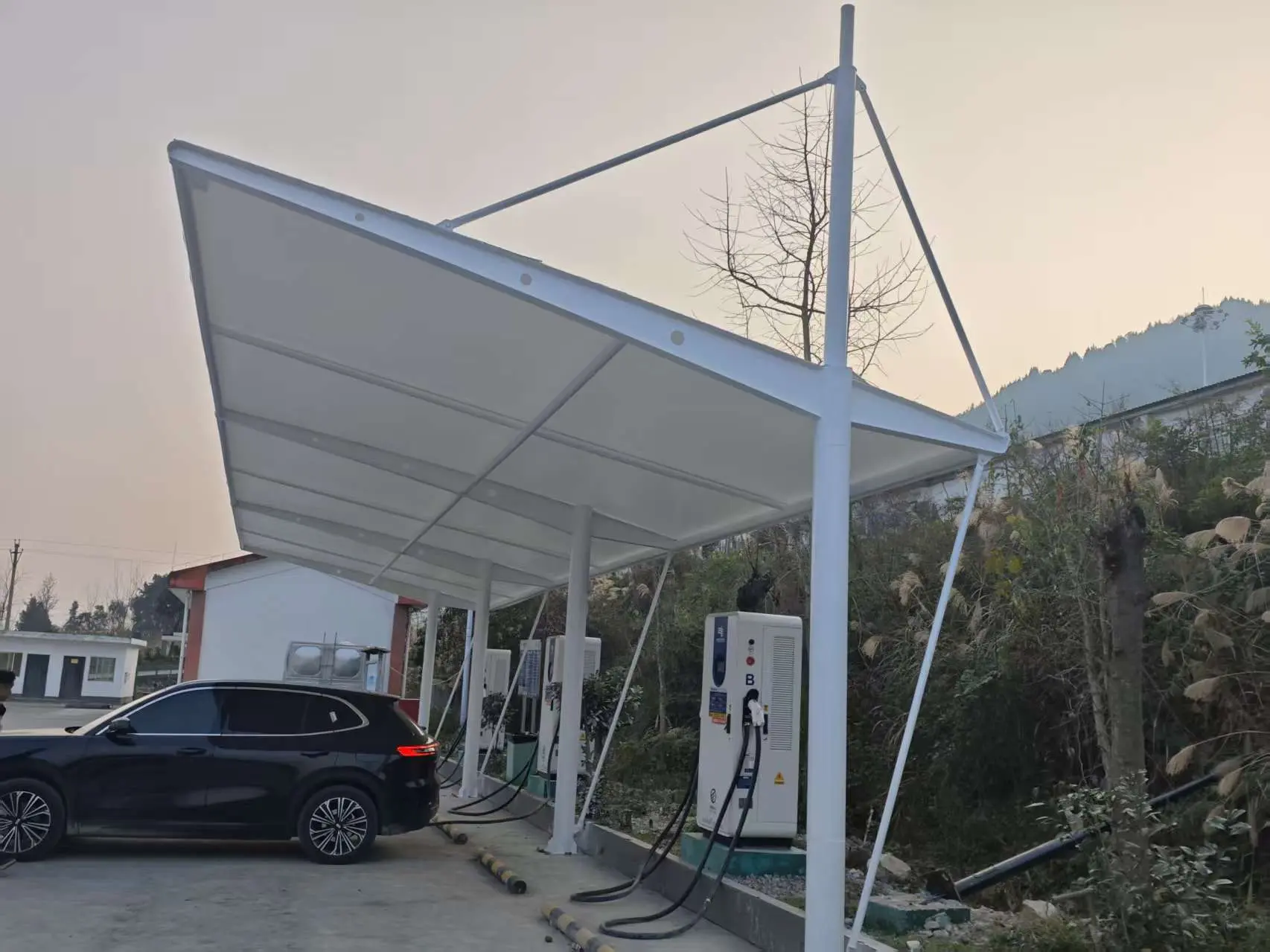 贵州丹寨膜结构停车棚怎么选不踩坑？本地源头工厂详解选材与报价